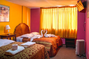Отель Hostal Virgen de Las Nieves II  Пуно
